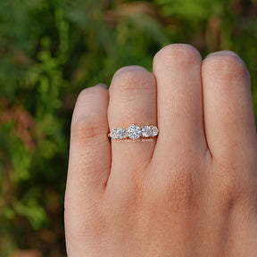 Close-Up View of Round And Heart Lab Grown Diamond Ring In Yellow Gold 