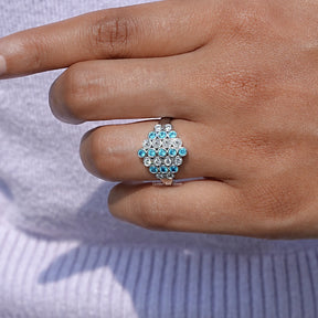Round Cut Engagement ring in Secure Setting 