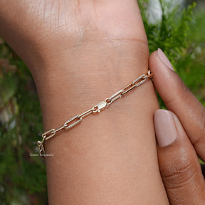 Close View Of Round Cut Lab Diamond Bracelet