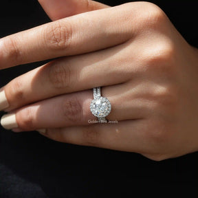 Detailed View Of Round Cut Moissanite Halo Wedding Ring In White Gold