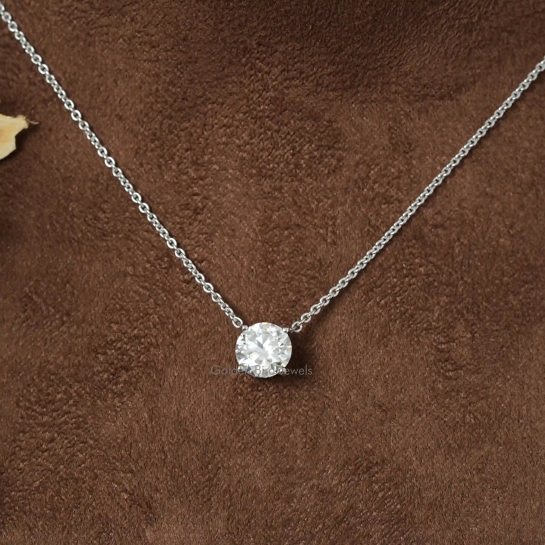 View of moissanite pendant for women