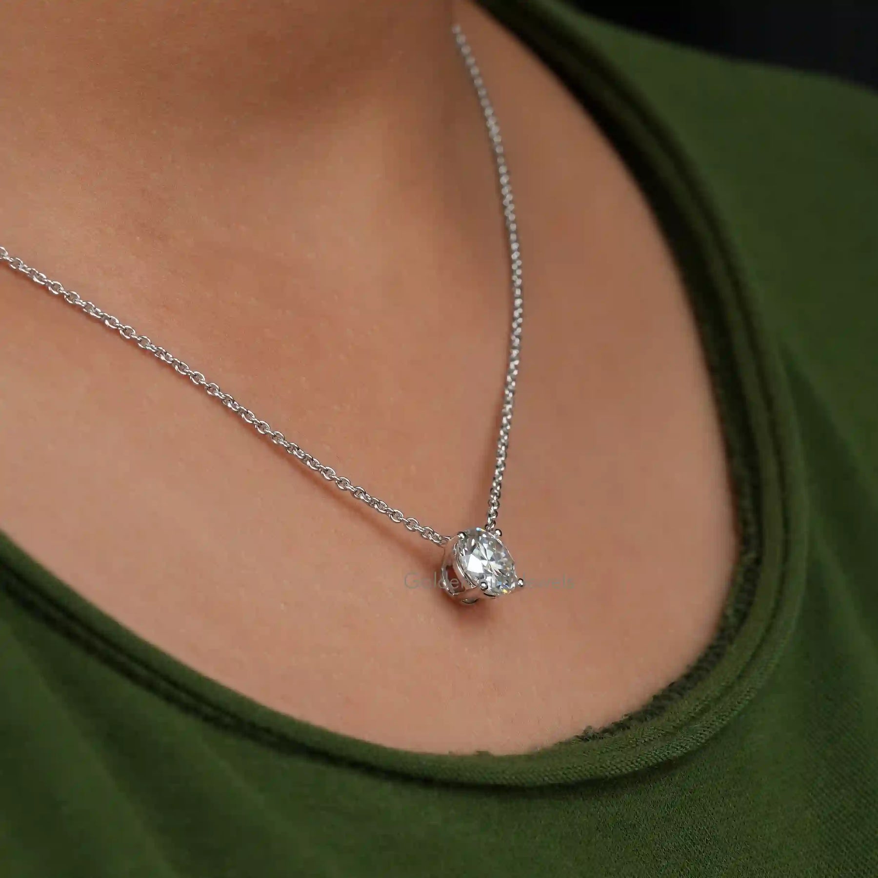 Detailed view of moissanite bridesmaid pendant