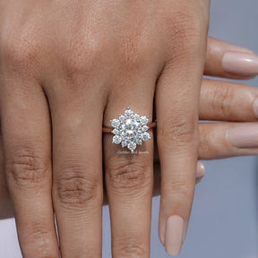Round Cut Moissanite Halo Engagement Ring