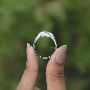 Back view of Moissanite Engagement Ring in Asscher Cut Stone