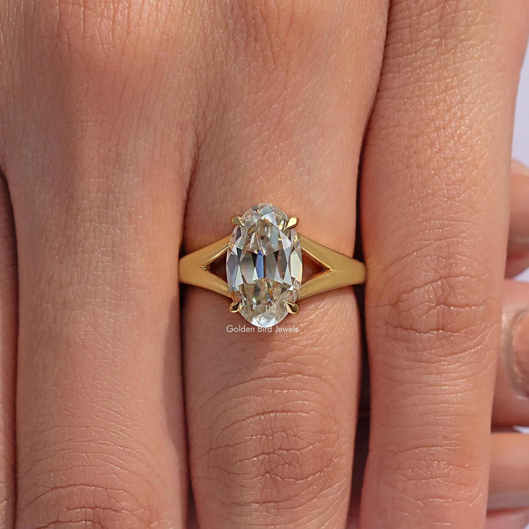 Split Shank Old Mine Oval Cut Moissanite Engagement Ring