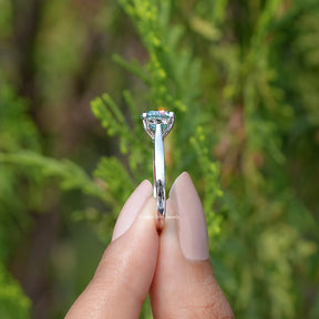Side View of  Blue Green Round moissanite Solitaire Ring