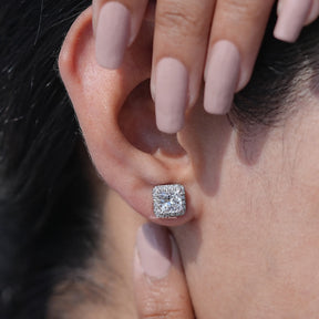 Close-up View of Diamond Princess Cut Studs Earrings In White Gold