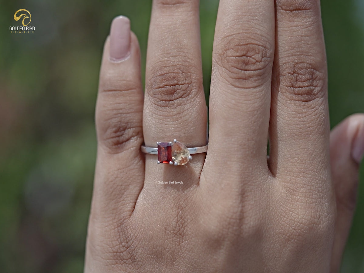 YouTube video of Radiant And Pear Toi et Moi Ring