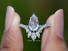 You tube Video of halo stone engagement ring with white Moissanite 	
