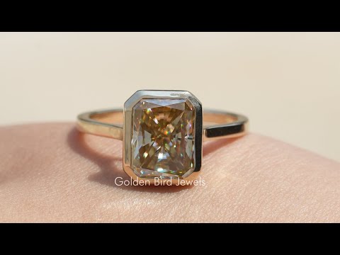  YouTube Video Of Radiant Cut Moissanite Solitaire Ring