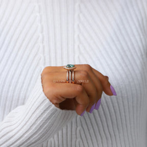 Moissanite Pear Cut Bridal Ring Set With Prongs setting 