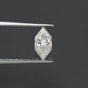 Tweezer holding the Dutch Marquise Cut Loose Moissanite