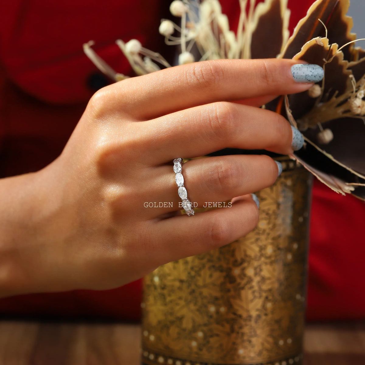[Near Colorless Oval Cut Moissanite Band]-[Golden Bird Jewels]